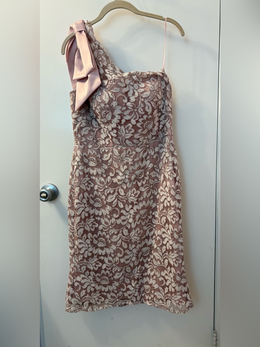 Eliza J Blush Pink and Ivory One-Shoulder Lace Dress with Bow Like New Size 10
